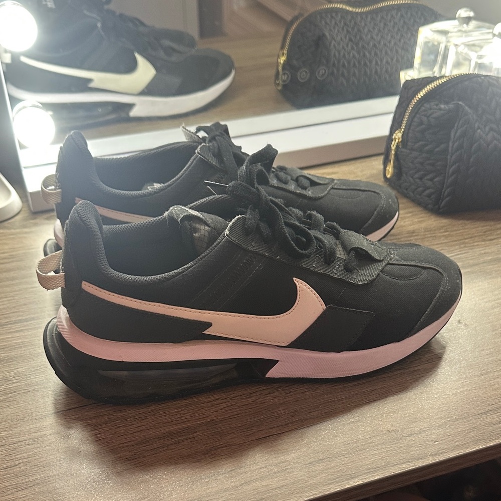 Men’s Nike Air Max Pre-Day